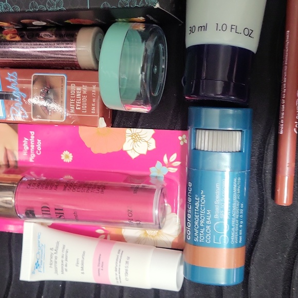 20 Pc LOT. NYX Makeup Collection . - Picture 3 of 6